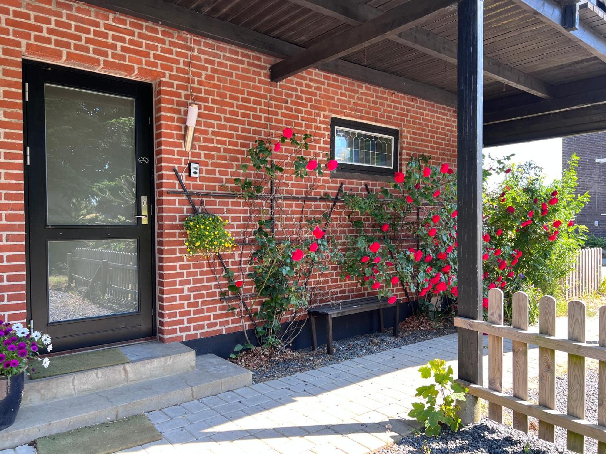 5Min Walk To Lego House - Two Bedrooms On Loft Floor With Balcony * With Garden Billund Exterior photo